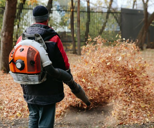 Gehweg- & Hofflächensäuberung